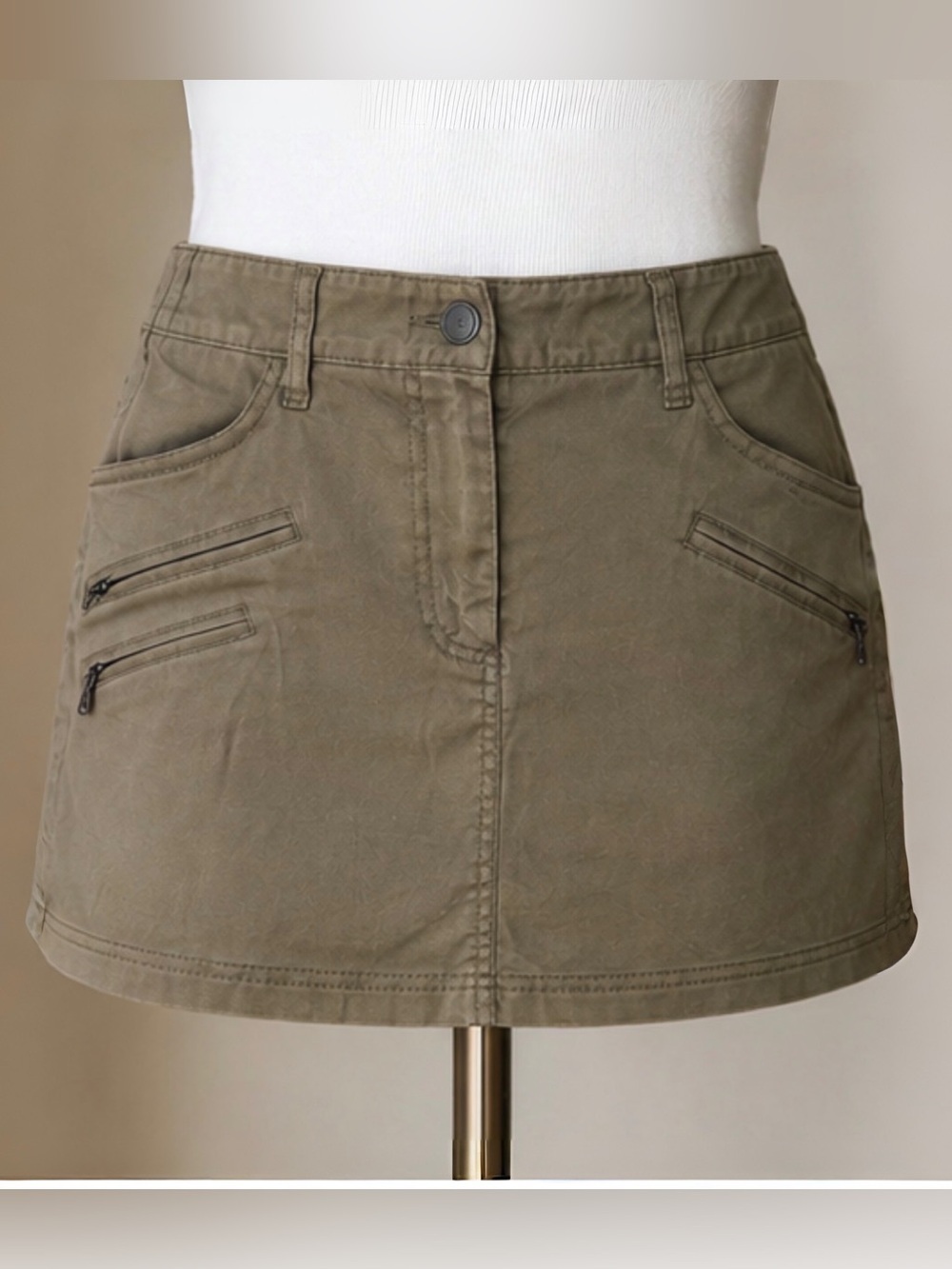 Trina Turk Olive Utility Mini Skirt Size 6 Cotton Stretch Cargo Safari Chic